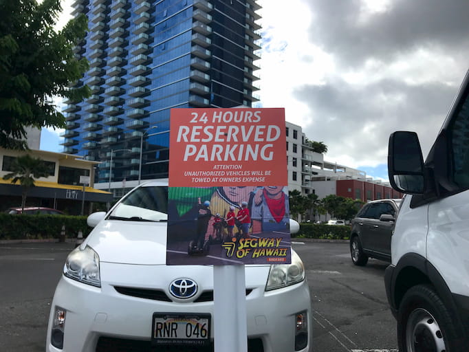 Segway of Hawaii の駐車場